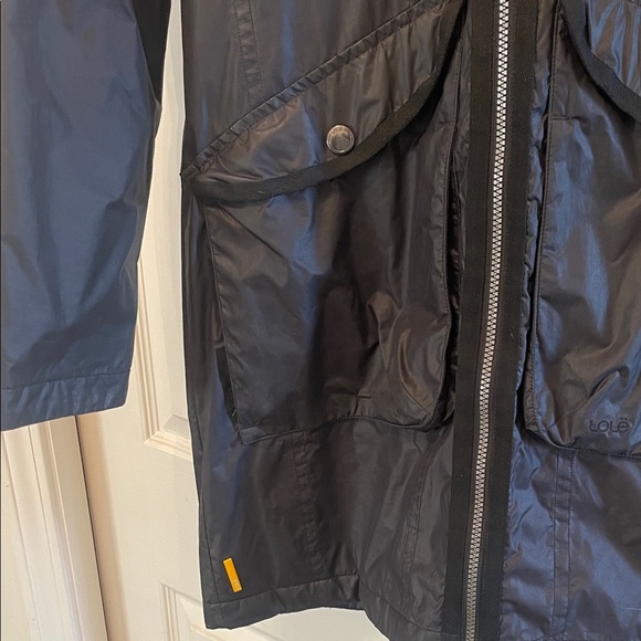 Lole Black Hooded Long Jacket - Picture 3 of 3